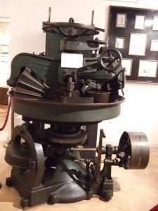 presse verticale motorisée