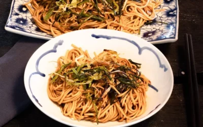 Nouilles de Shanghai aux oignons nouveaux