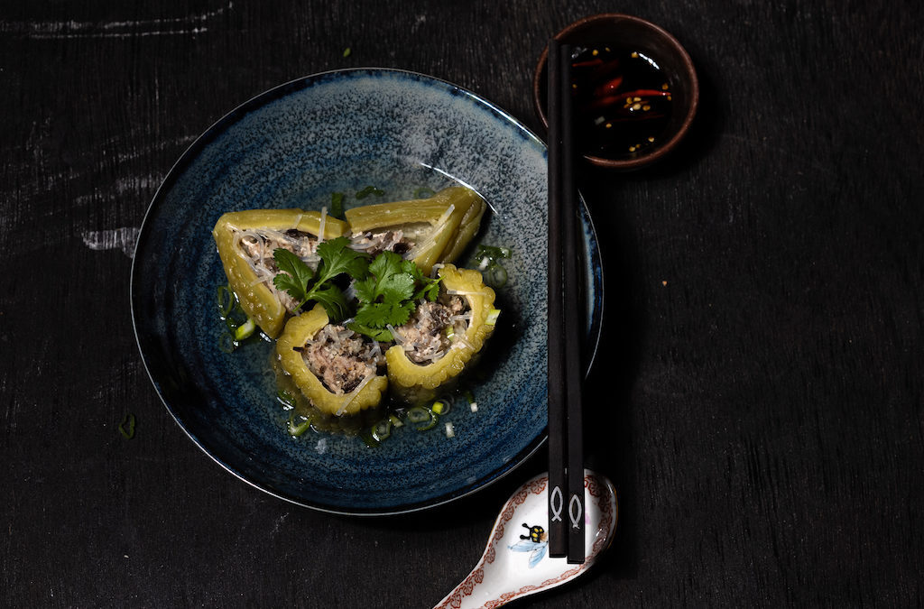 Soupe de concombre amer farci au porc et aux vermicelles