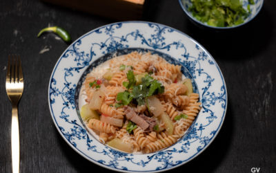 Pasta con chayote y tocino