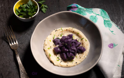 Gnocchi de patate douce violette et crème de chou-fleur