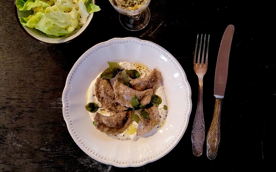 Raviolis slovènes farcis au millet et au fromage