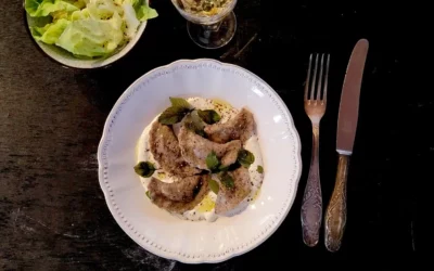 Raviolis slovènes farcis au millet et au fromage