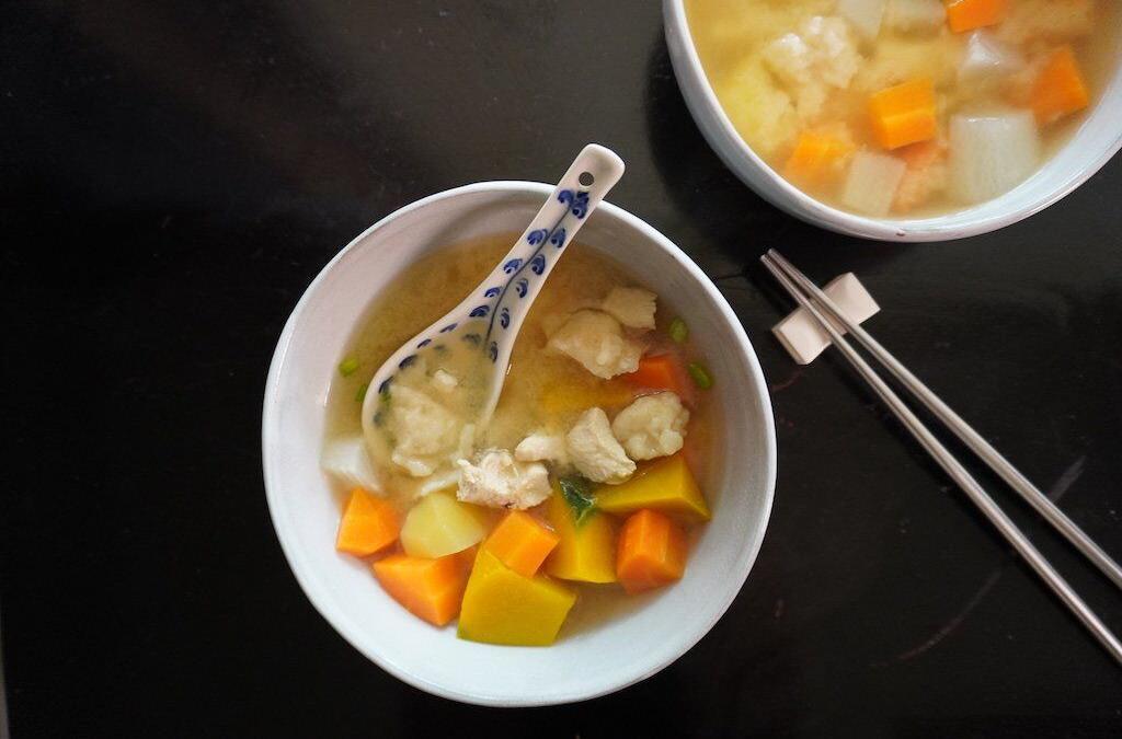 Soupe japonaise aux suiton